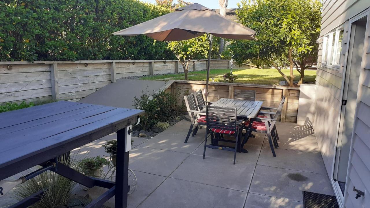 Aquila Haven Guest House Whitianga Bagian luar foto