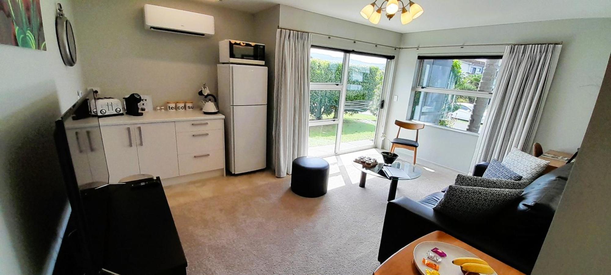 Aquila Haven Guest House Whitianga Bagian luar foto